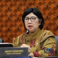 Gubernur Bank Indonesia, Destry Damayanti saat menyampaikan Hasil Rapat Dewan Gubernur Bulanan Bulan Oktober 2026 Cakupan Triwulanan dan Tahunan di Gedung Bank Indonesia, Jakarta, Rabu (21/10/2026). (CNBC Indonesia/Tri Susilo)