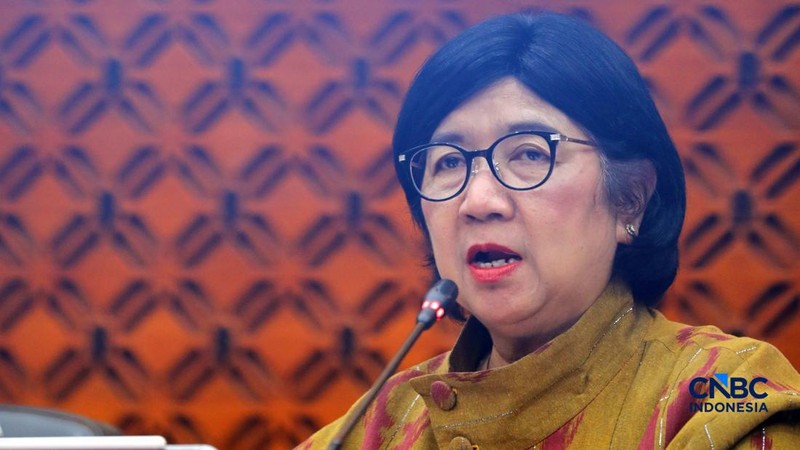 Gubernur Bank Indonesia, Destry Damayanti saat menyampaikan Hasil Rapat Dewan Gubernur Bulanan Bulan Oktober 2026 Cakupan Triwulanan dan Tahunan di Gedung Bank Indonesia, Jakarta, Rabu (21/10/2026).