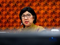 Gubernur Bank Indonesia, Destry Damayanti saat menyampaikan Hasil Rapat Dewan Gubernur Bulanan Bulan Oktober 2026 Cakupan Triwulanan dan Tahunan di Gedung Bank Indonesia, Jakarta, Rabu (21/10/2026). (CNBC Indonesia/Tri Susilo)