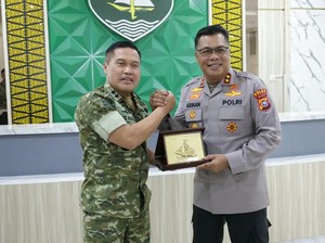 Perkuat Keamanan, Kapolda Riau Silaturahmi ke Pangdam Tuanku Tambusai