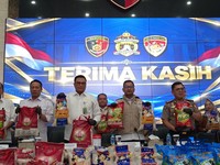 Konferensi Pers rilis penanganan perkara Beras Khusus Fortifikasi atau beras yang di perkaya vitamin di Gedung Awaloedin Djamin Bareskrim Polri, Jakarta, Rabu (21/10/2026). (CNBC Indonesia/Martyasari Rizky)
