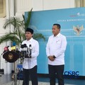 Menteri Kehutanan (Menhut) RI, Raja Juli Antoni saat memberikan keterangan pers di Istana Kepresidenan, Jakarta Pusat, Rabu (21/10/2026). (CNBC Indonesia/Emir Yanwardhana)