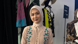 Video: Alasan Dea Annisa Mantap Berhijab!