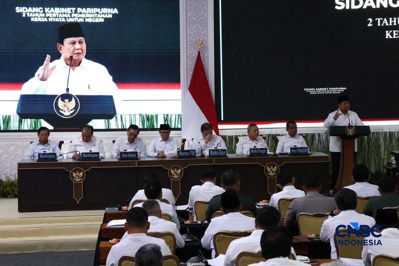 Presiden Prabowo Subianto memimpin Sidang Kabinet Paripurna (SKP) di Istana Merdeka, Jakarta,  Rabu (21/10/2026). (CNBC Indonesia/Muhammad Sabki)