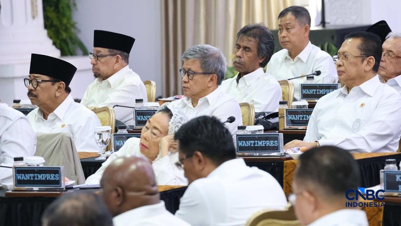 Presiden Prabowo Subianto memimpin Sidang Kabinet Paripurna (SKP) di Istana Merdeka, Jakarta,  Rabu (21/10/2026).