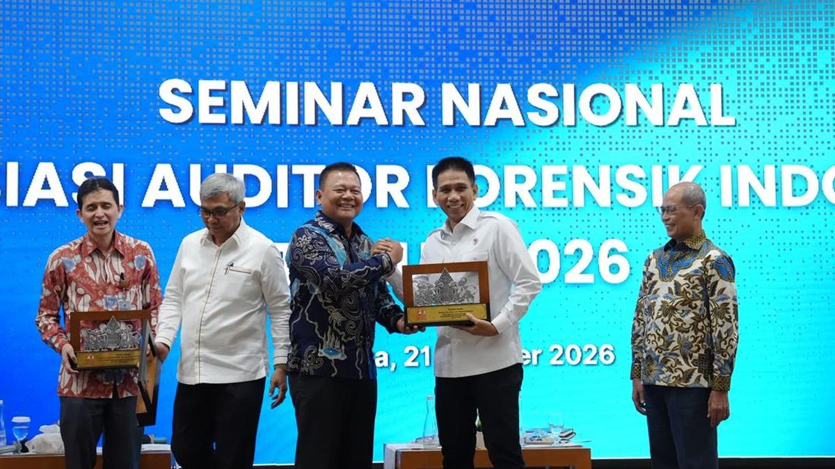 Cegah Korupsi di Era Digital, Wamendagri Perkuat Peran Auditor Forensik — NadiKabar.com