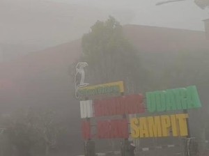 NAM Air Batalkan Flight Sampit hingga 25 Oktober, Petugas Siaga di Bandara
