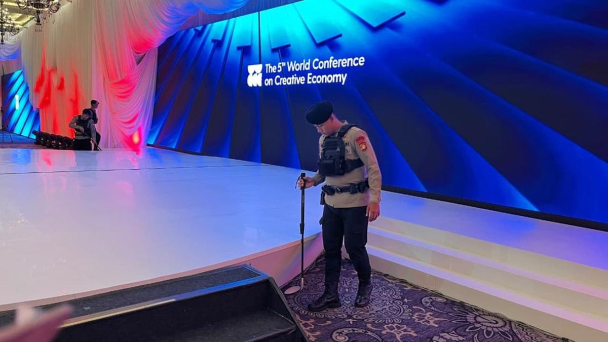 Brimob Sterilisasi Pastikan Keamanan Jelang Konferensi Ekonomi Kreatif — NadiKabar.com