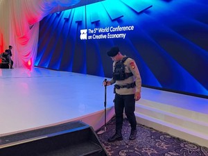 Brimob Sterilisasi Pastikan Keamanan Jelang Konferensi Ekonomi Kreatif