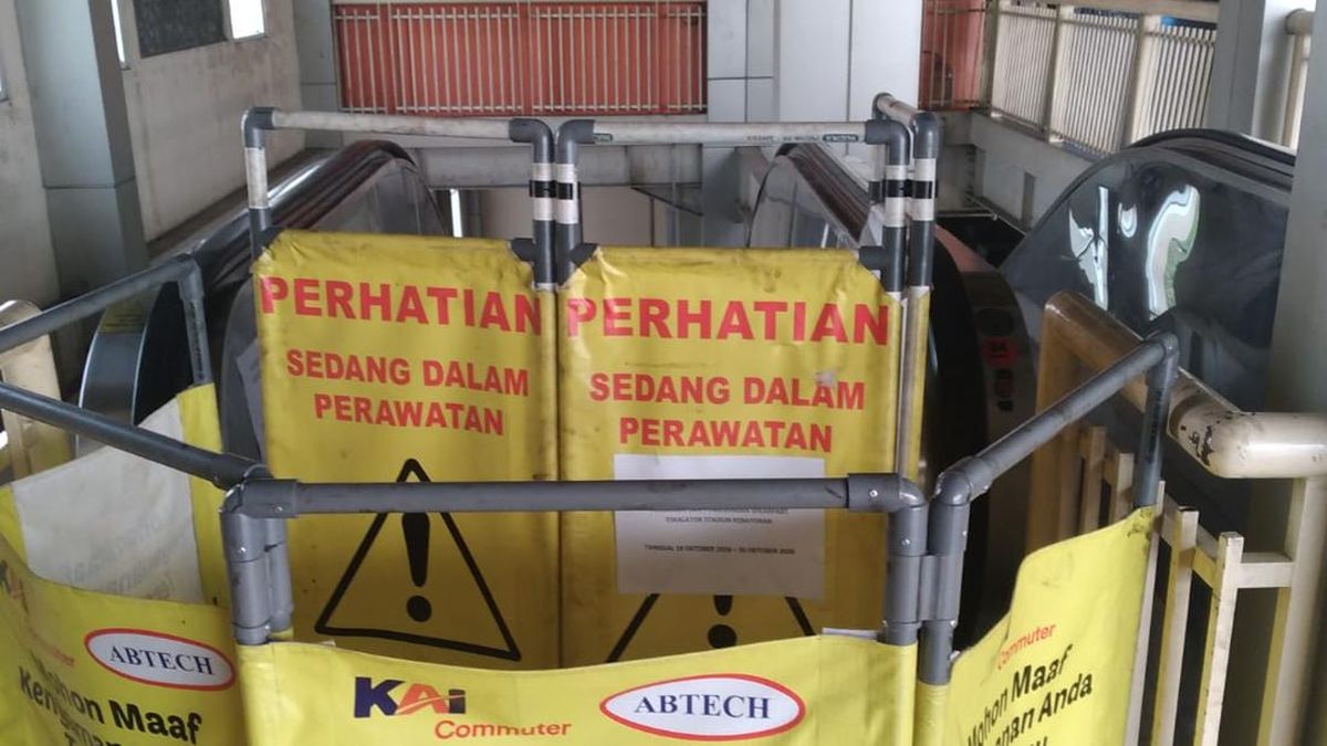 Sudah Sepekan Eskalator di Stasiun Kebayoran Mati — NadiKabar.com