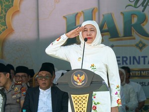 Peringati Hari Santri, Khofifah Siapkan Santri Menuju Indonesia Emas