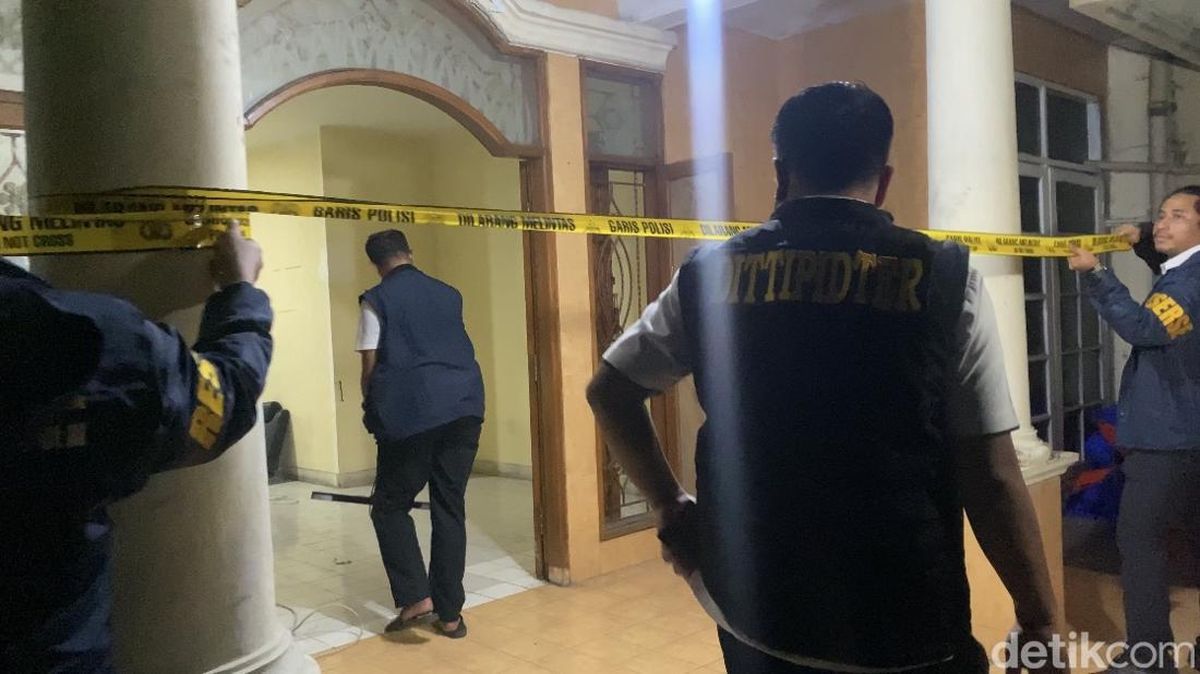 Ilustrasi berita Nasional: Menilik Markas Penyelundupan 73 Ribu Benih Lobster di Depok Kini Digaris Polisi