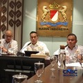 Ketua Umum Kamar Dagang dan Industri Inonesia (KADIN), Anindya Novyan Bakrie saat menyampaikan konferensi pers terkait Business Pulse Q3 di kantor Kadin Indonesia, Jakarta, Kamis (22/10/2026). (CNBC Indonesia/Martyasari Rizky)