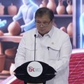 Menteri Koordinator Perekonomian, Airlangga hartarto memberi laporan kepada Presiden dalam Rakornas TPAKD Tahun 2026, Jakarta, 22 Oktober 2026. (Tangkapan Layar Youtube/Sekretariat Presiden RI)