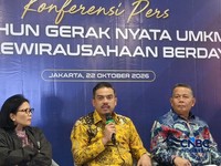 Menteri UMKM Maman Abdurrahman saat konferensi pers di kantornya, Jakarta, Kamis (22/10/2026). (CNBC Indonesia/Martyasari Rizky)