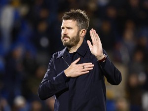 Manchester United Kalah 4-1 dari Como, Carrick Minta Maaf ke Suporter