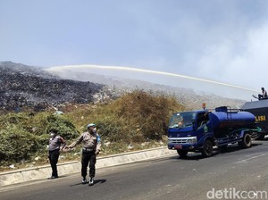 Alat Pemadam Ditambah 3 Kali Lipat untuk Atasi Api TPA Supiturang