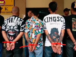Tarik Paksa Motor Warga, 5 Debt Collector Ditangkap di Jakbar