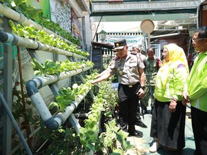 Polda Jatim Matangkan Program POLIRAN di Kampung Wisata Ondomohen Surabaya