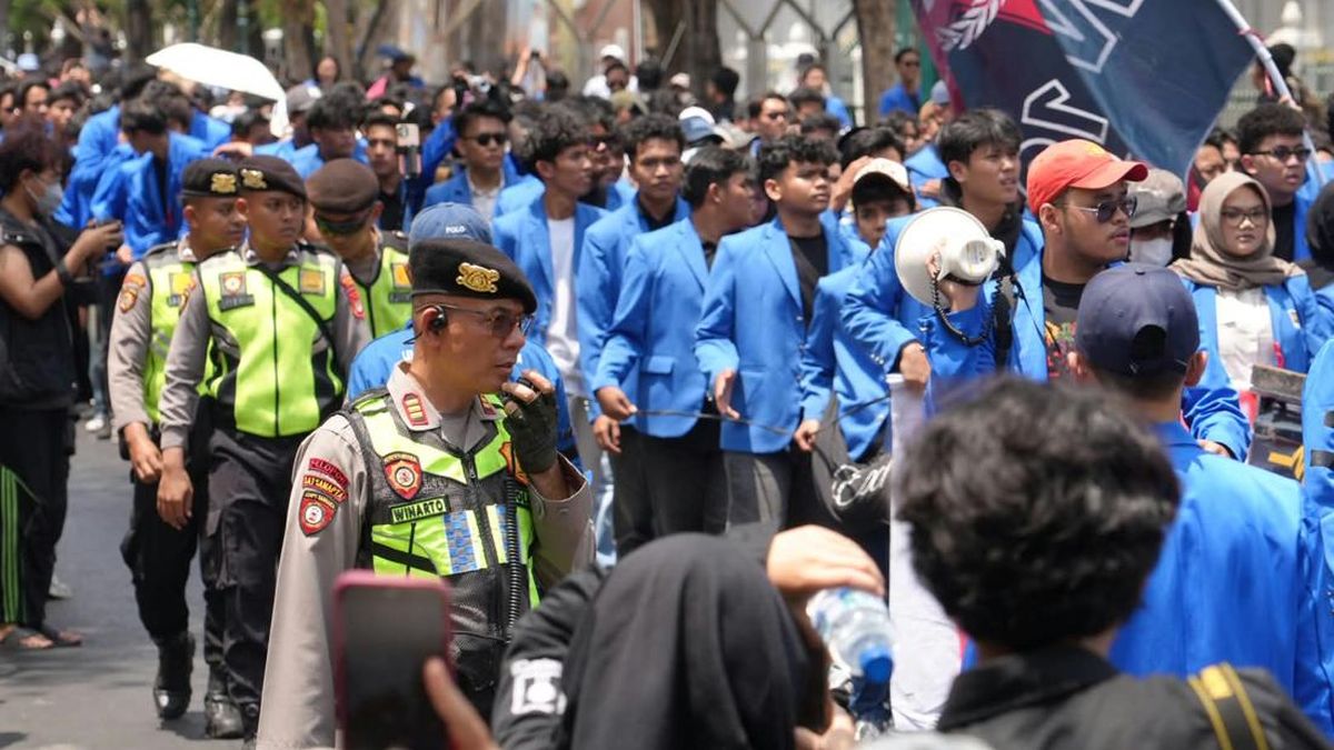 Kapolda DIY Apresiasi Aksi Mahasiswa: Menunjukkan Kedewasaan Berdemokrasi — NadiKabar.com