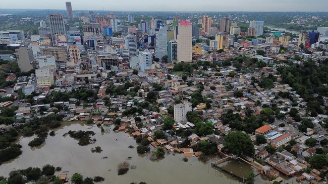 Penampakan Kota Berubah Jadi "Danau" Usai Hujan Deras Mendadak