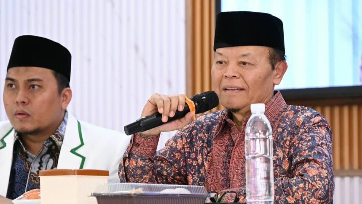 HNW Minta RUU Sisdiknas Tetap Posisikan UU Pesantren sebagai Lex Specialis