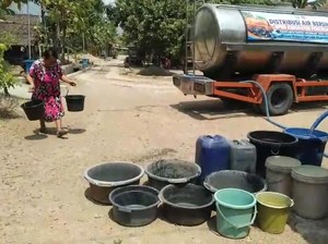 Kekeringan Meluas, 95 Ribu Liter Air Dikirim ke 6 Kecamatan Ponorogo