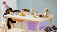 Mainan Anak Sering Berantakan? Coba Meja Anak dengan Penyimpanan Ini