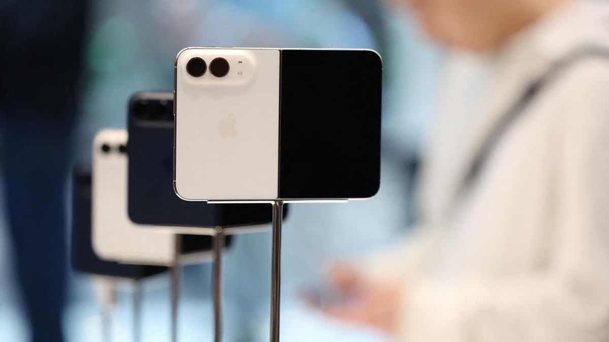 Ilustrasi berita Teknologi: iPhone Duo Disiksa Pakai Api Hingga Pisau, Bikin Ngilu!