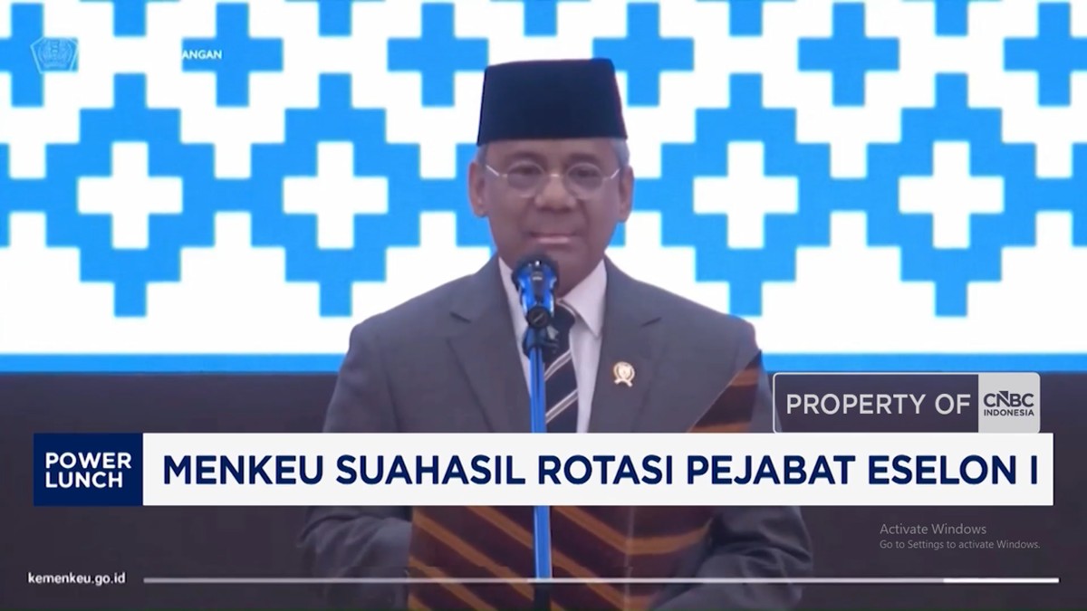 Video: Menkeu Suahasil Rotasi Pejabat Eselon I - Infolitik