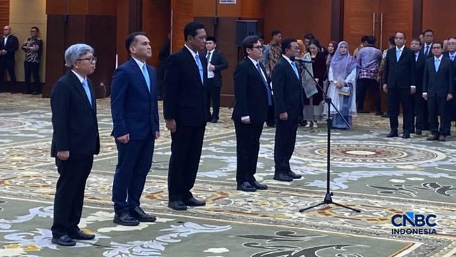 Suahasil Names Five Senior Officials in Indonesia Finance Ministry Reshuffle