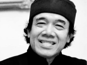 Vino G Bastian Berduka, Kabarkan Maestro Tari Tom Ibnur Meninggal Dunia