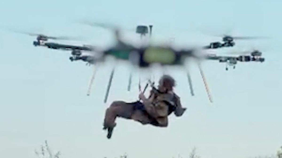 Potret Ajaib Tentara Diselamatkan Drone Usai Nyaris Terkubur 491 Hari