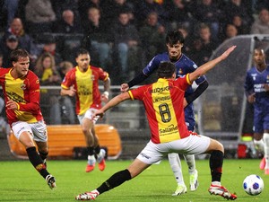 Go Ahead Eagles Vs Telstar: Dean James Cs Menang Tipis 3-2
