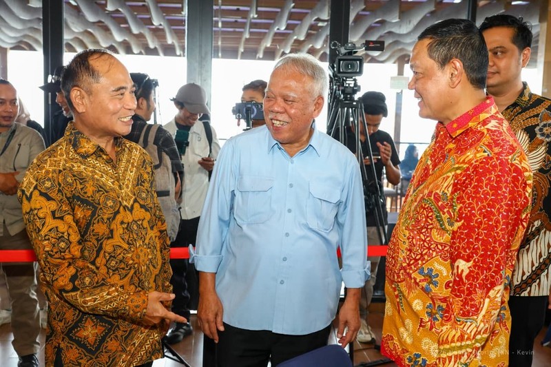 Wujudkan Ekosistem Perkotaan di Nusantara, Otorita IKN Teken PKS KPBU dan Investasi Langsung Swasta Murni