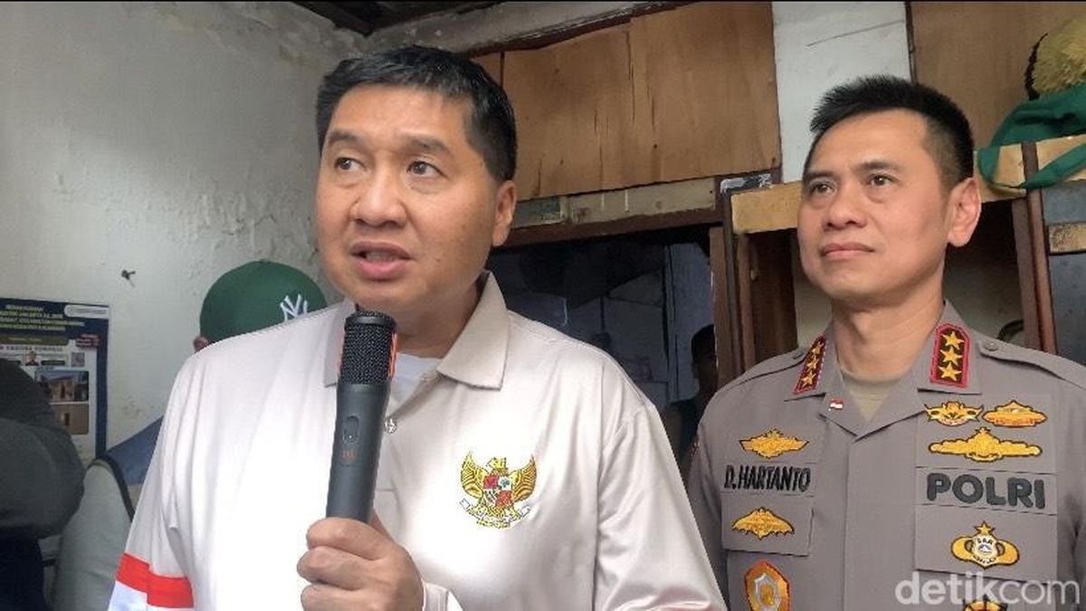 Ilustrasi berita Nasional: Menteri PKP, Mendagri hingga Kapolda Tinjau Bedah Rumah di Kampung Ambon
