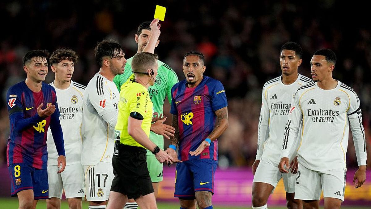 Ilustrasi berita Olahraga: Barcelona Vs Madrid: Ada Usulan El Clasico Dipimpin Wasit Asing, Setuju?
