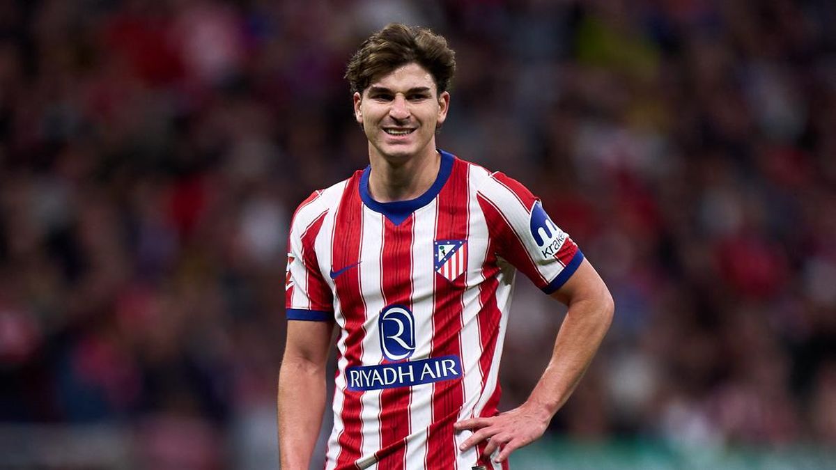 Akhirnya Julian Alvarez Minta Maaf ke Fans Atletico Madrid — NadiKabar.com