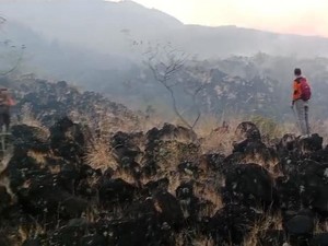 BPBD Jabar Siapkan Modifikasi Cuaca Padamkan Sisa Api Ciremai