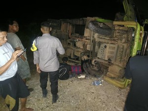 Wanita Tewas Terlindas Truk Gagal Nanjak di Morowali