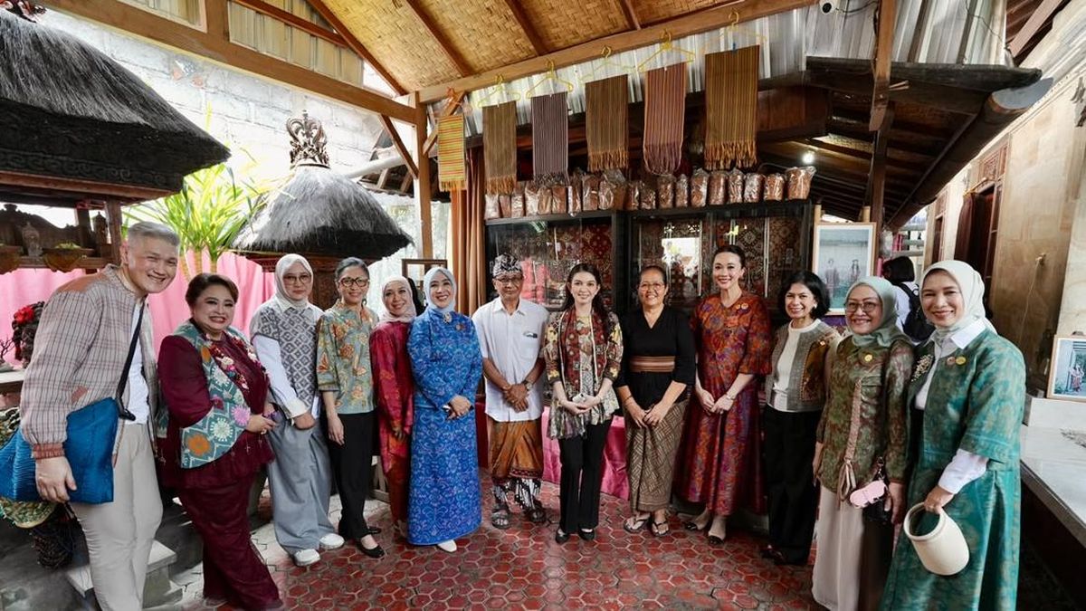 Seruni dan Dekranas Dukung Pelestarian Tenun Pegringsingan Bali — NadiKabar.com