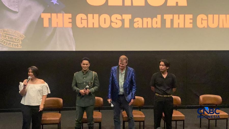 Konferensi pers penayangan perfana film Peluru Senja the Ghost and the Gun yang diperankan oleh aktor Malaysia dan aktris Indonesia Asmara Abigail, Jumat (23/10/226).