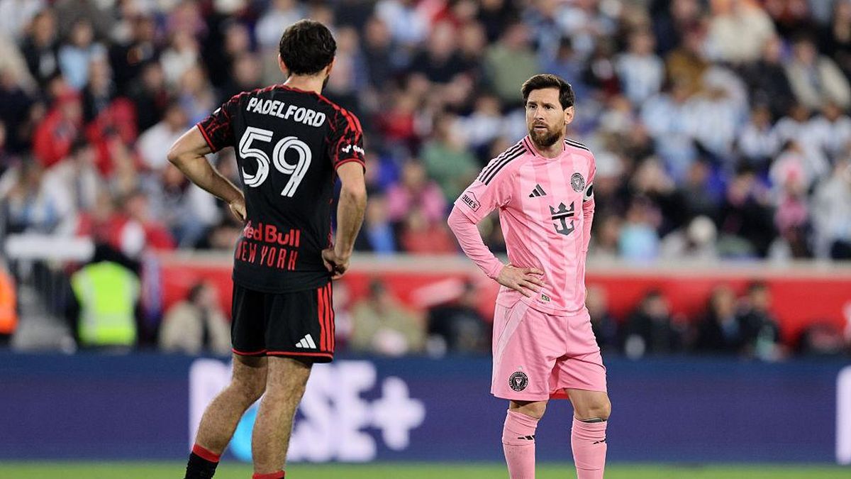 Ilustrasi berita Olahraga: Messi Cadangan, Inter Miami Ditekuk New York Red Bulls