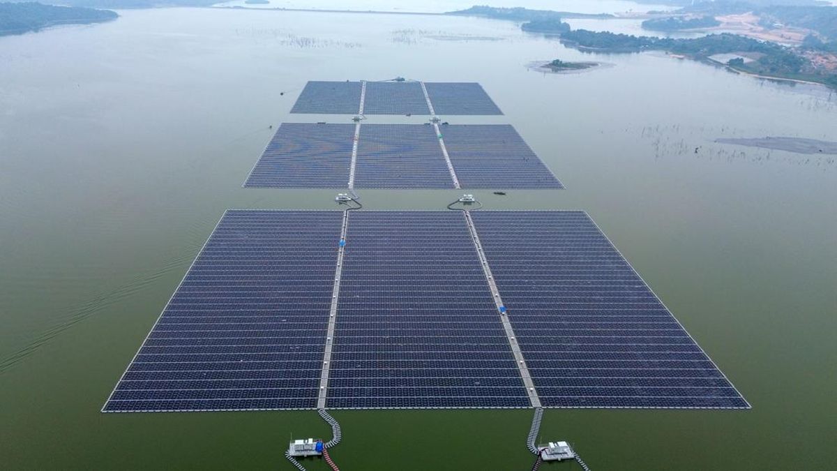 Progres PLTS Terapung Waduk Tembesi Batam Capai 74 Persen — NadiKabar.com