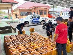 Polisi Bongkar Penimbun BBM Subsidi di Bangka Selatan, Sita 3 Ton Pertalite