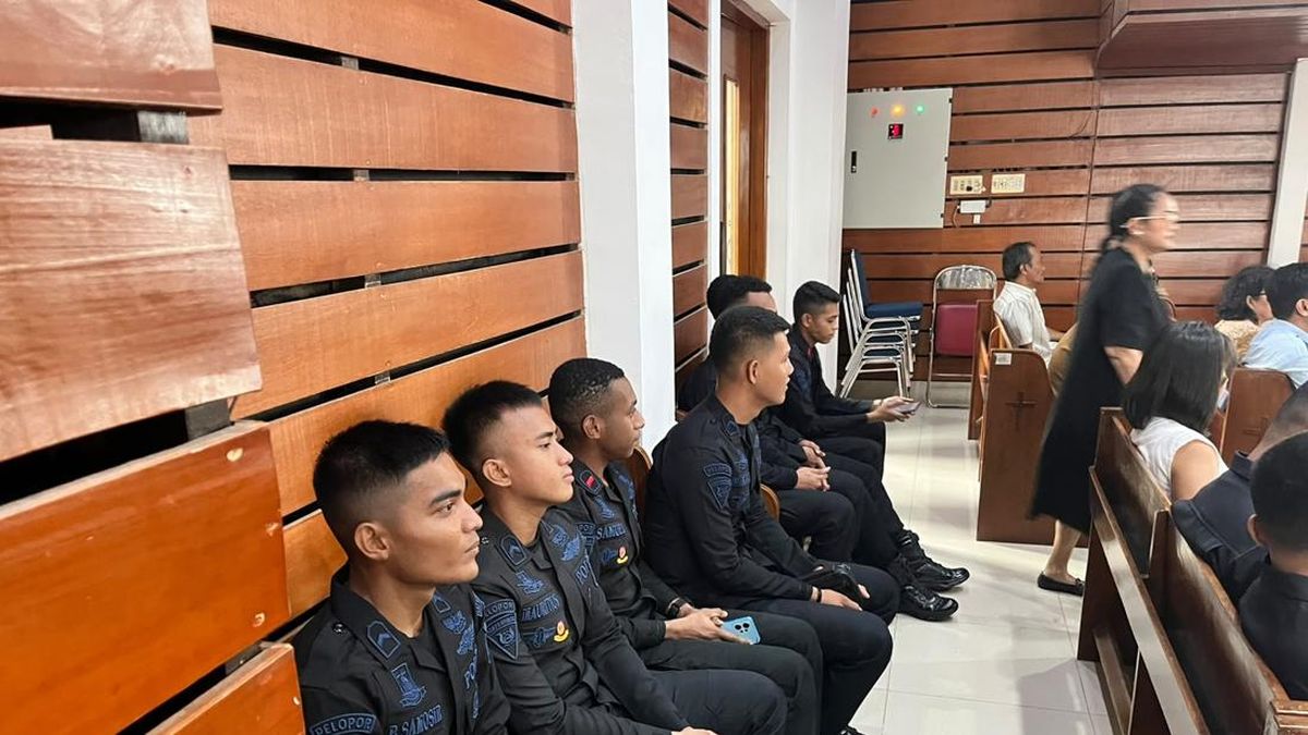 Pererat Hubungan, Brimob Ikuti Ibadah Bersama Masyarakat di Gereja Pasar Minggu — NadiKabar.com