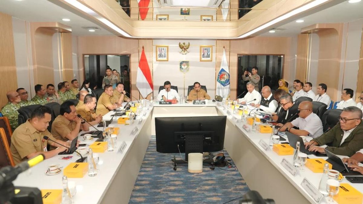 Cegah Banjir Susulan, Tito Minta Normalisasi Sungai di Sumatera Dipercepat — NadiKabar.com
