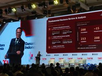 Chief Operating Officer (COO) BPI Danantara Dony Oskaria dalam Danantara Technology Innovation Investment Forum (DTIIF) 2026 di Fairmont, Jakarta, Senin (26/10/2026). (CNBC Indonesia/Emir Yanwardhana)