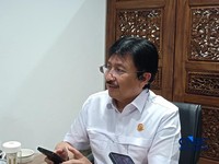 Direktur Jenderal Perhubungan Udara Kemenhub Lukman F. Laisa saat diskusi bersama Forwahub di Jakarta, Senin (26/10/2026). (CNBC Indonesia/Martyasari Rizky)