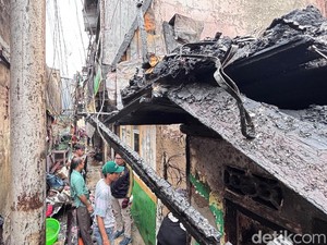Kebakaran di Permukiman Padat Tamansari Jakbar Padam, 14 Rumah Hangus